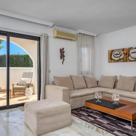 Andalucia Pinos By Interhome 公寓 埃斯特波纳