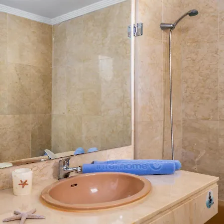 Andalucia Pinos By Interhome * 埃斯特波纳